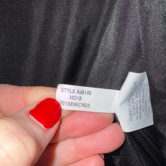 EUC J. Crew Factory Women's City Coat in black, gold zipper, size 4. - Picture 6 of 10